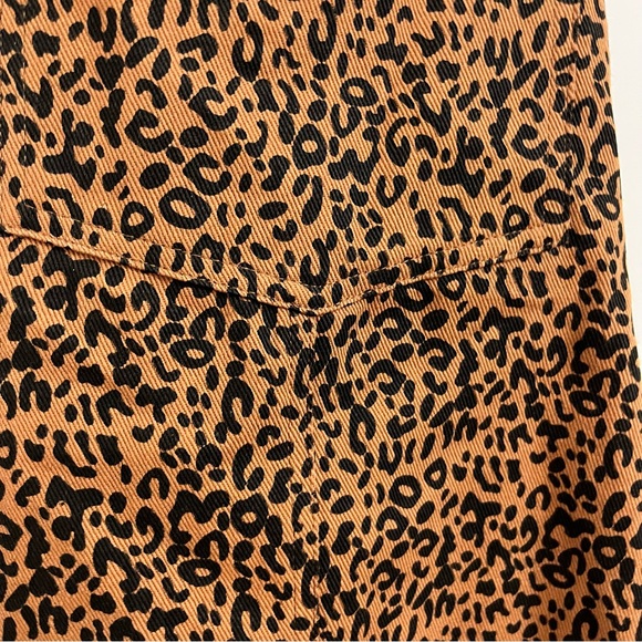 Leopard overalls dress by Forever 21 is NWT. Size Large - Picture 8 of 13